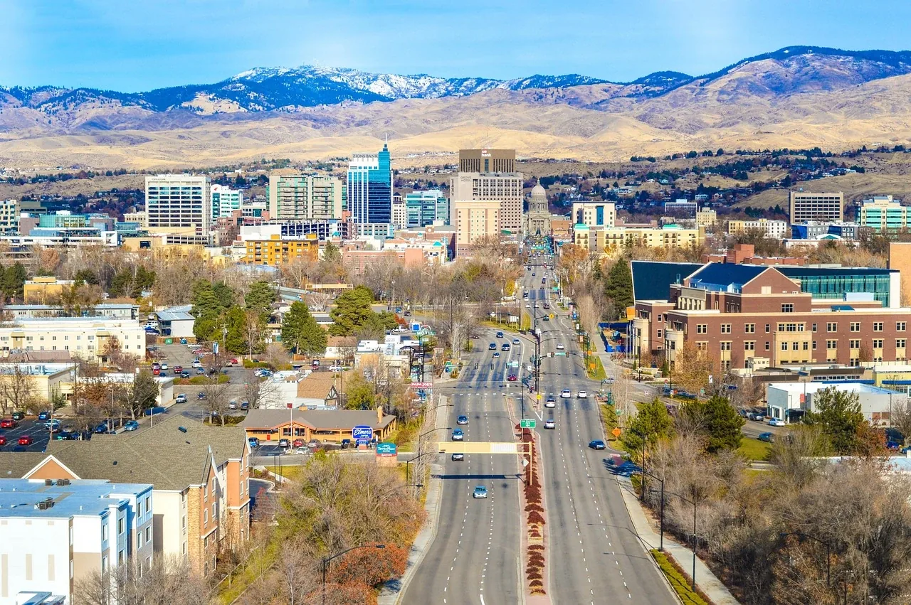 Downtown Boise and the Capitol from the foothills.