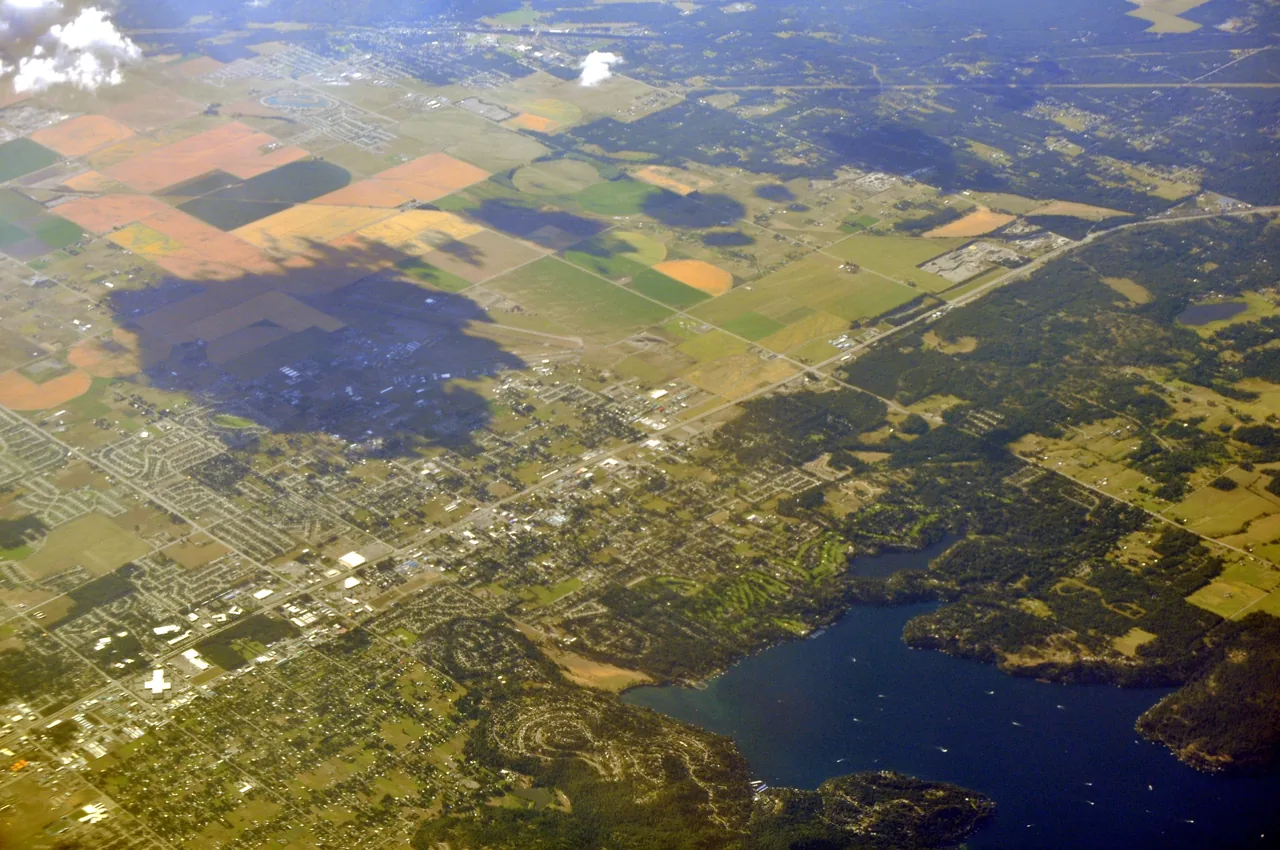 Hayden and Hayden Lake from the air.